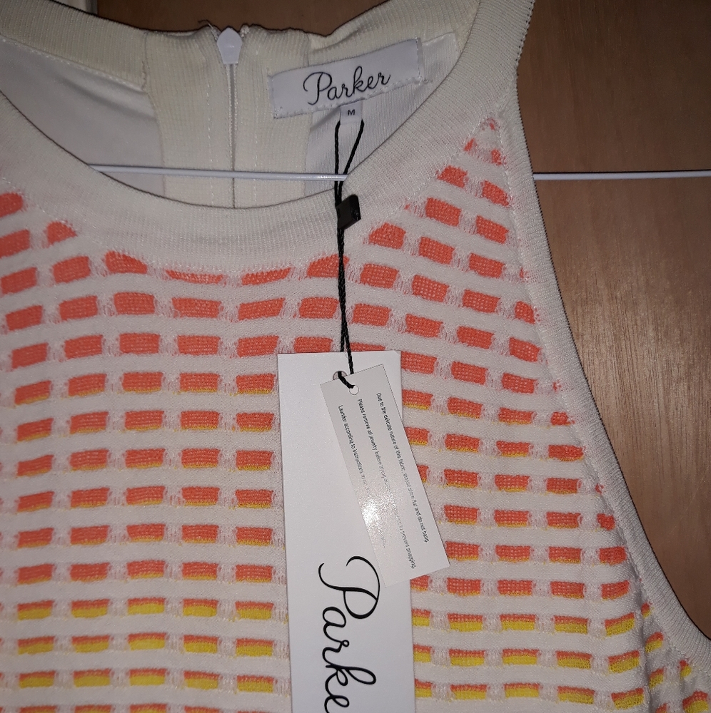 Women sleeveless pasken  dress size large